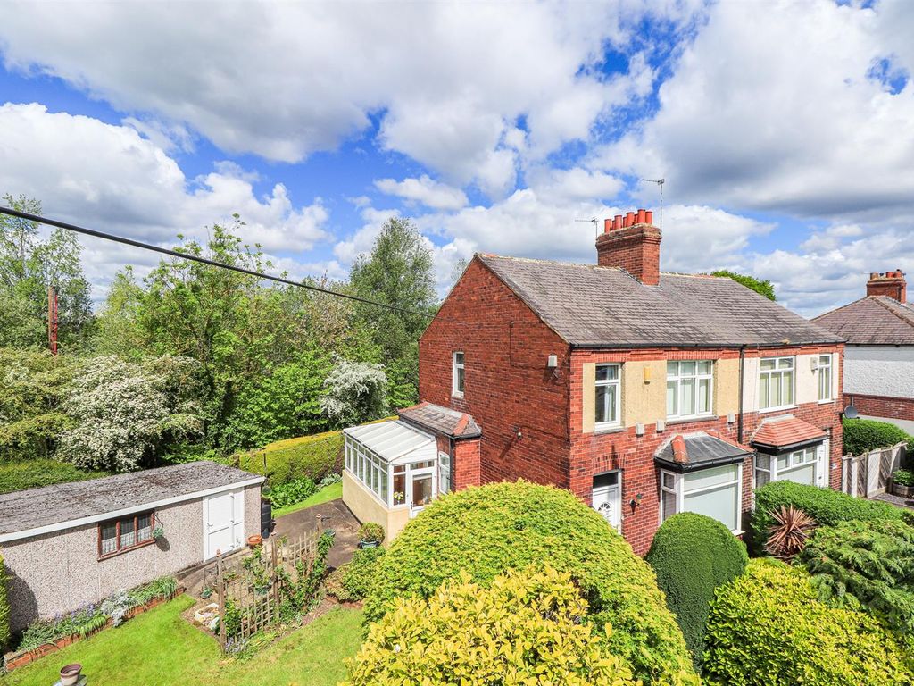 3 bed semidetached house for sale in Denby Dale Road, Durkar
