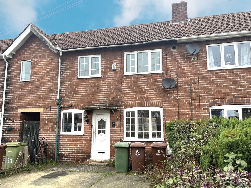 3 bed terraced house for sale in Smeaton Road, Upton, Pontefract WF9, £