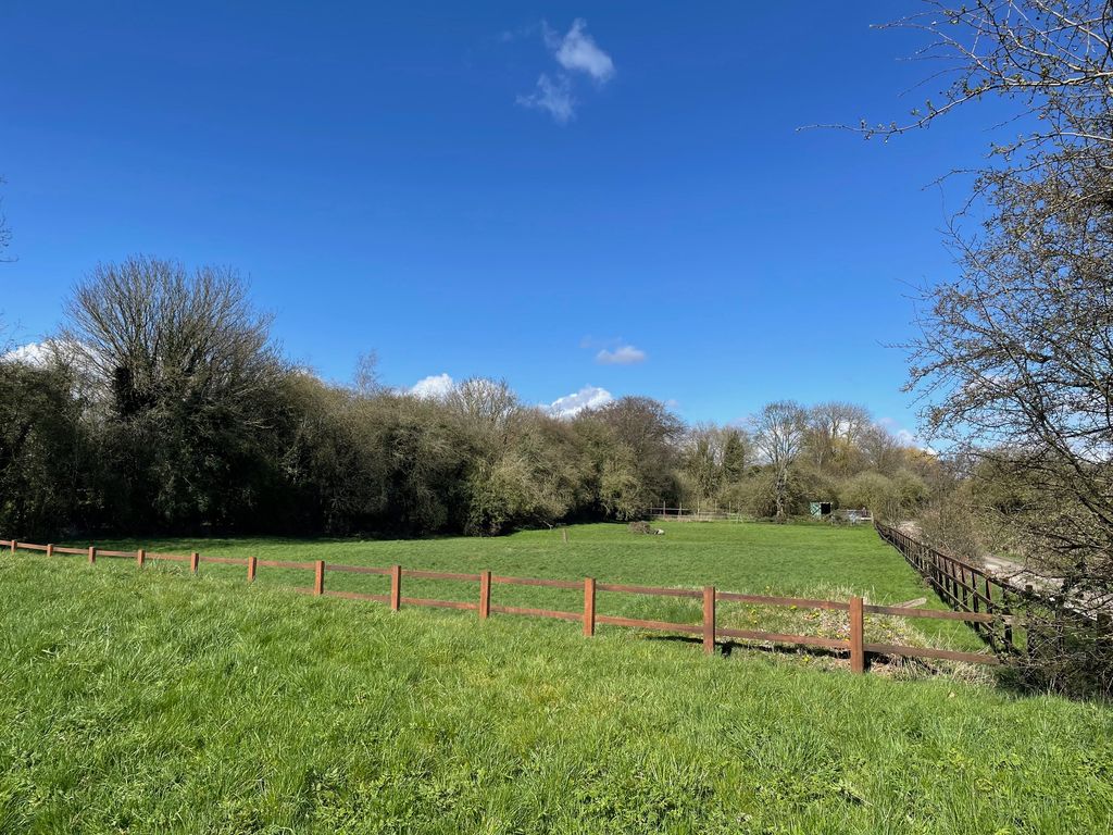 Land for sale in Haslams Lane, Darley Abbey, Derby DE22, £40,000 Zoopla