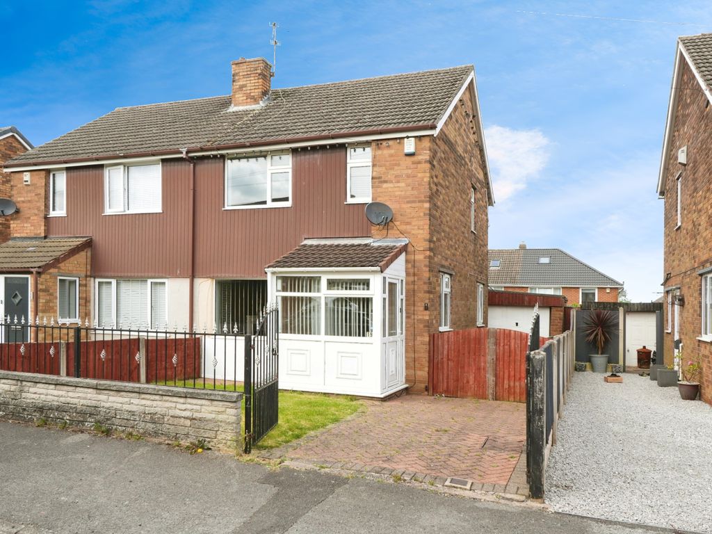 3 bed semidetached house for sale in The Oval, Sheffield S25, £180,000