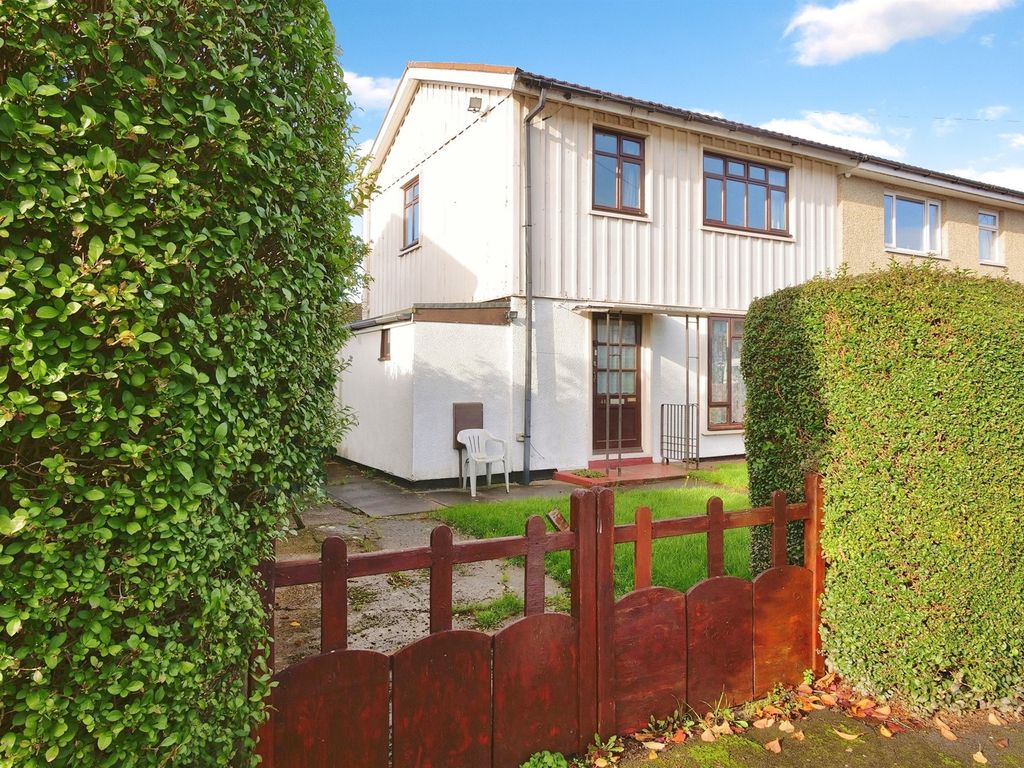 3 bed semidetached house for sale in Marlborough Road, Rugby CV22, £