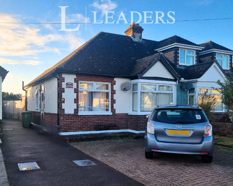 2 bed semidetached house to rent in Portchester, Fareham PO16, £1,050