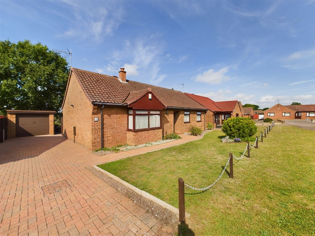 3 bed detached bungalow for sale in Poplar Close, Downham Market PE38