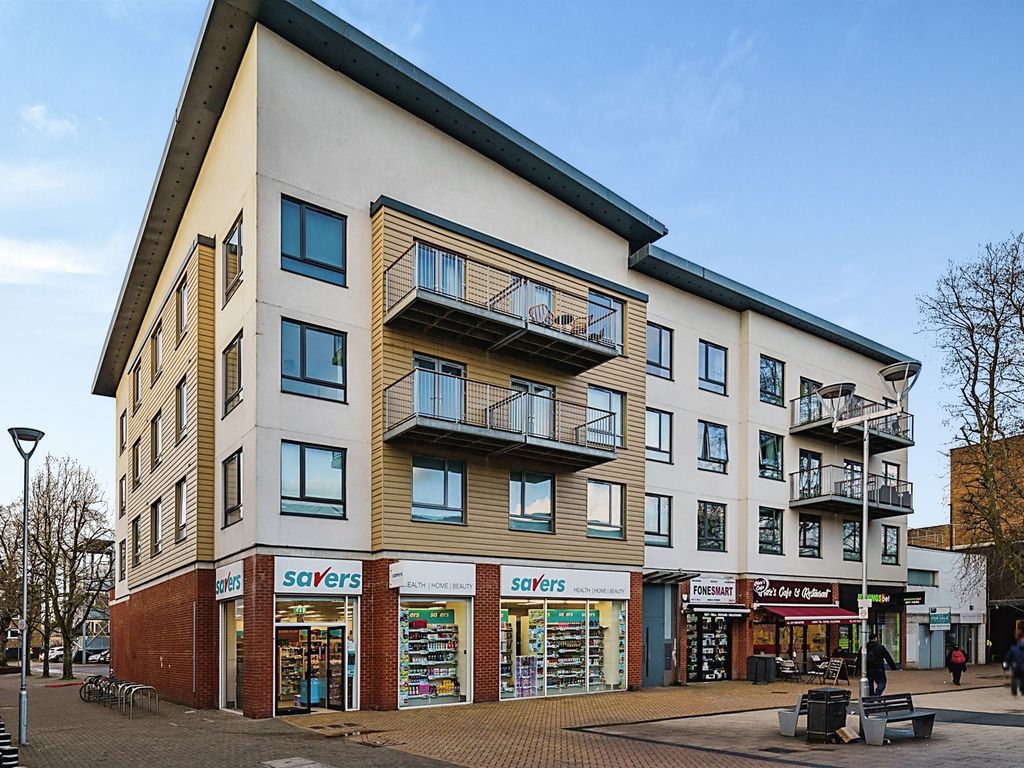 2 bed flat for sale in Town Centre, Hatfield AL10 Zoopla