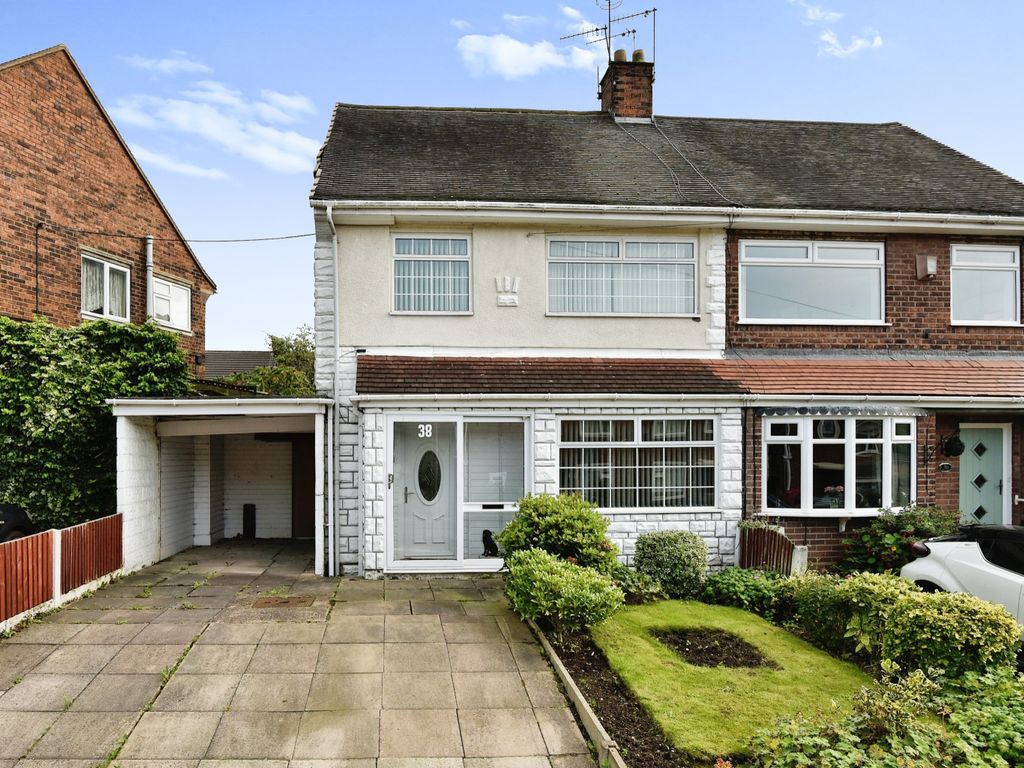 3 bed semidetached house for sale in Roundway, StokeOnTrent ST3, £