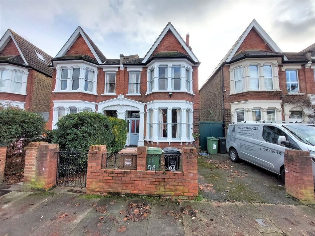 4 bed semidetached house for sale in Bargery Road, Catford, London SE6