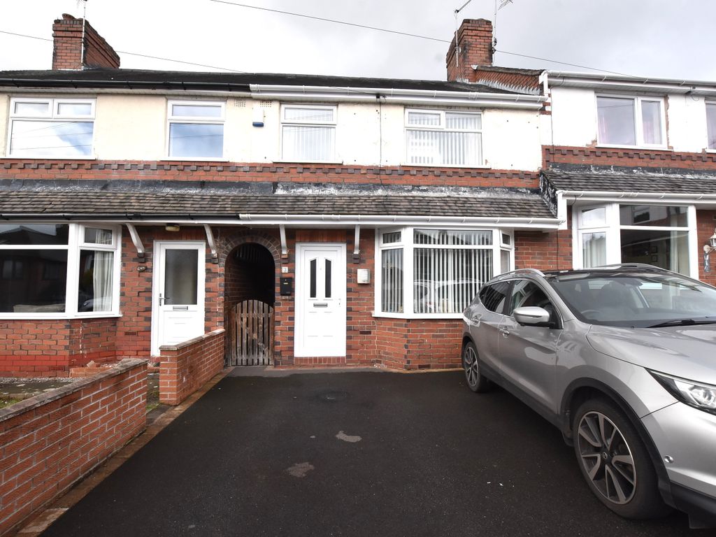 3 bed town house for sale in Beech Grove, May Bank, NewcastleUnder