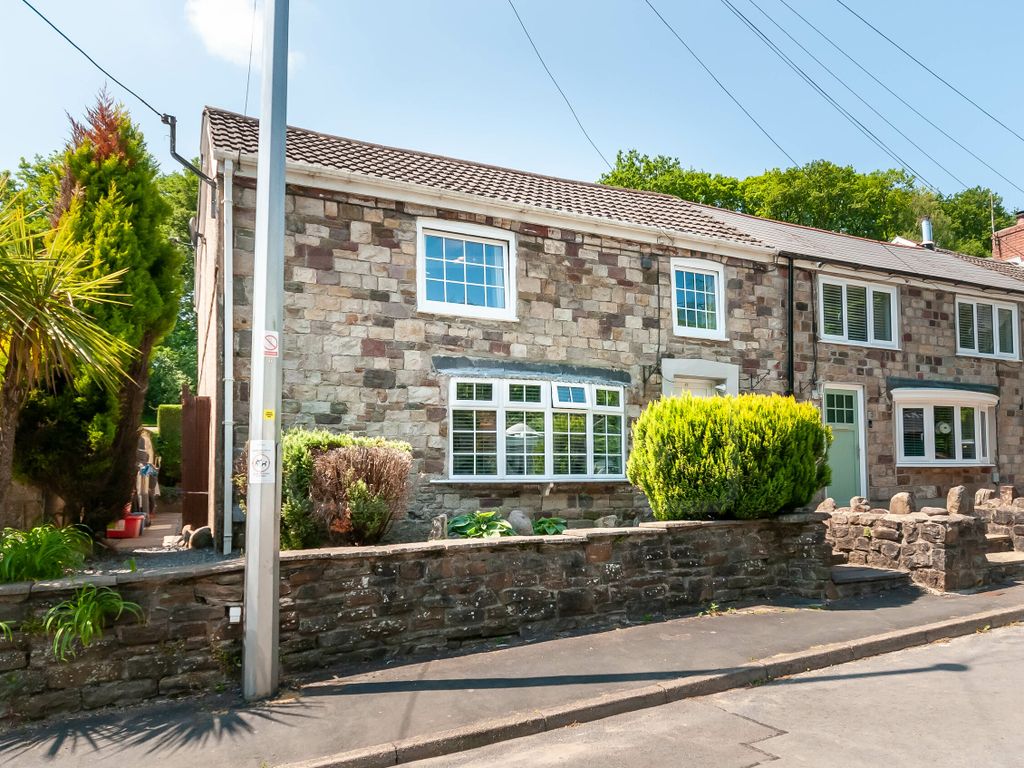 4 bed cottage for sale in Heol Giedd, Cwmgiedd, Ystradgynlais, Swansea