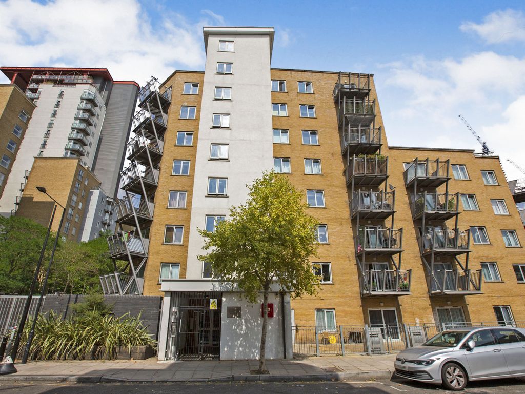 3 Hutchings Street, London E14  