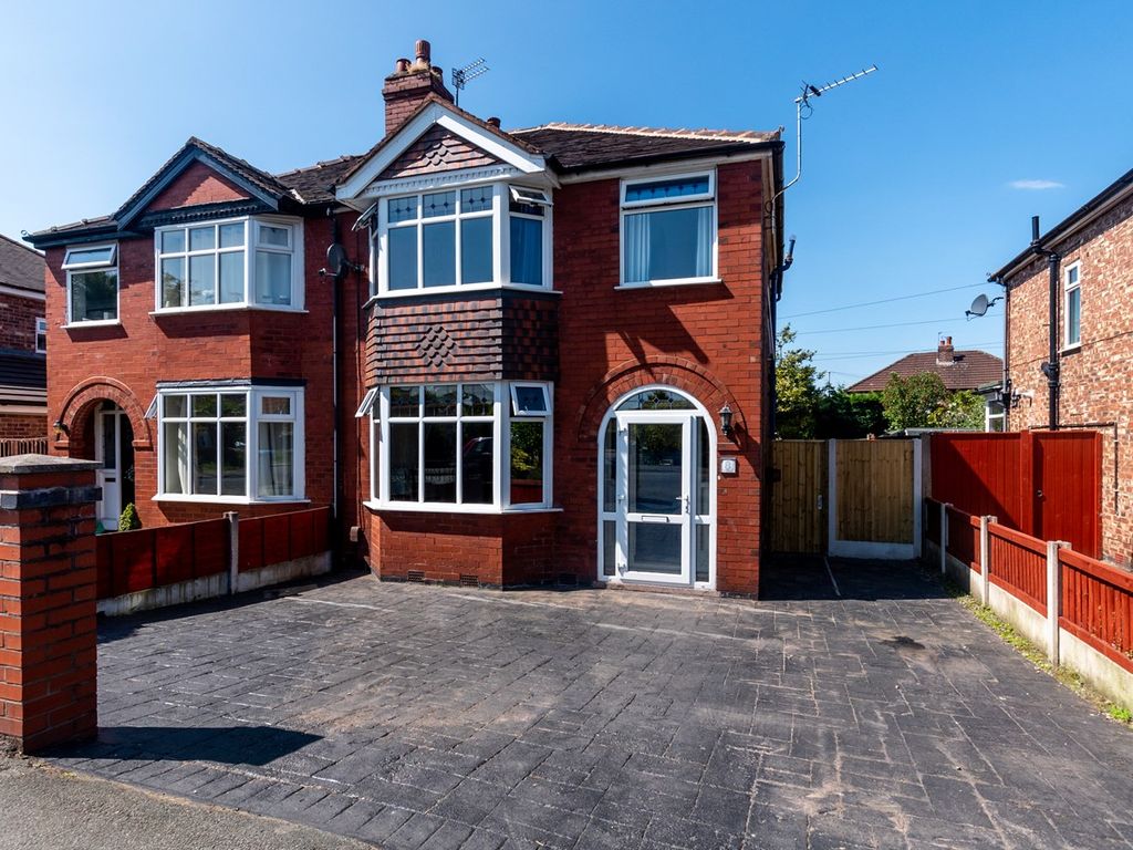 3 bed semidetached house for sale in Green Lane, Padgate, Warrington