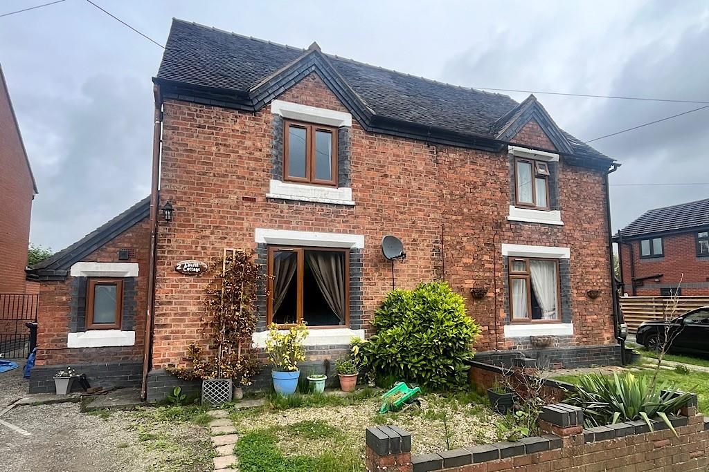 2 bed semidetached house to rent in Station Road, Prees, Whitchurch