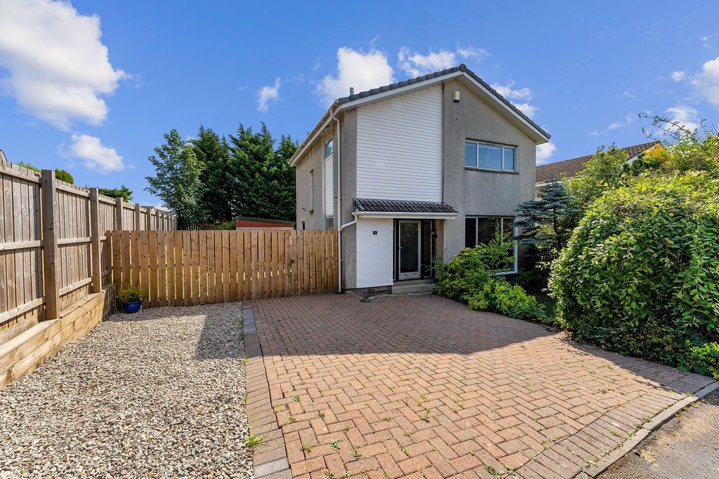 3 bed detached house for sale in Gib Grove, Dunfermline KY11 Zoopla