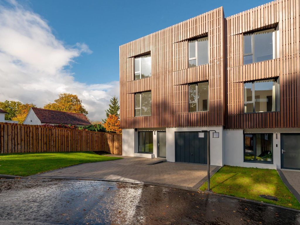 Cammo Road, Edinburgh EH4  