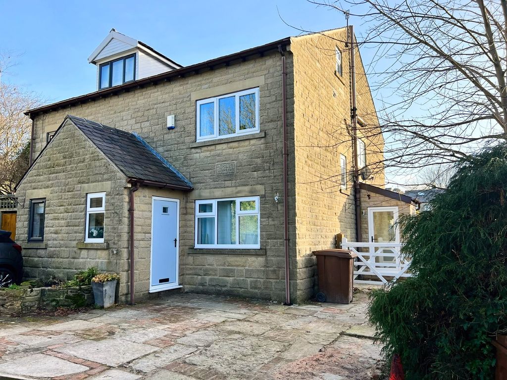 4 bed semidetached house for sale in Water Street, Old Glossop