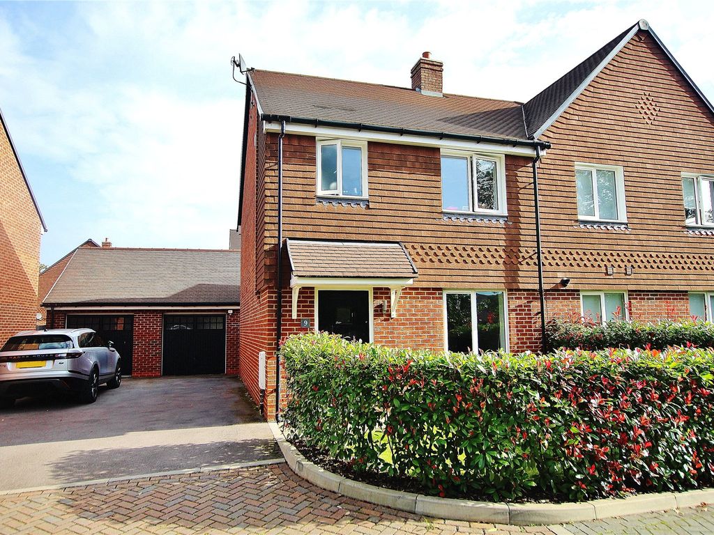 3 bed semidetached house for sale in West End, Woking, Surrey GU24, £535,000 Zoopla