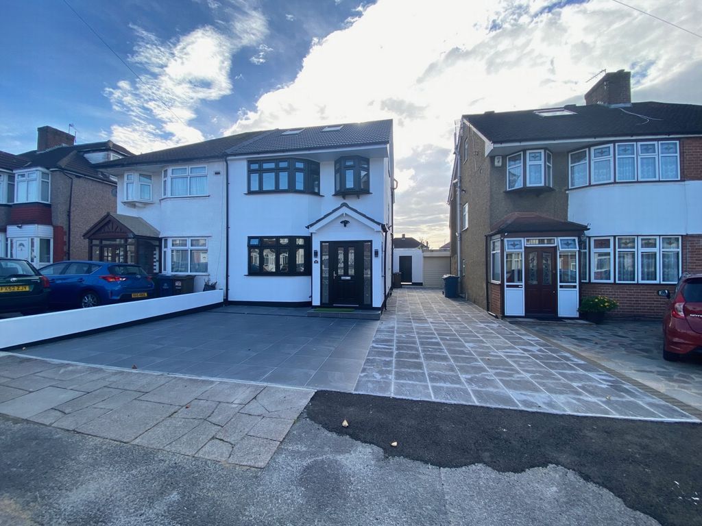 5 bed terraced house for sale in Clydesdale Avenue, Stanmore HA7, £