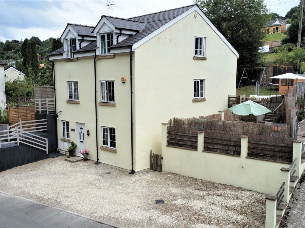 5 bed detached house for sale in Railway Road, Cinderford GL14 Zoopla
