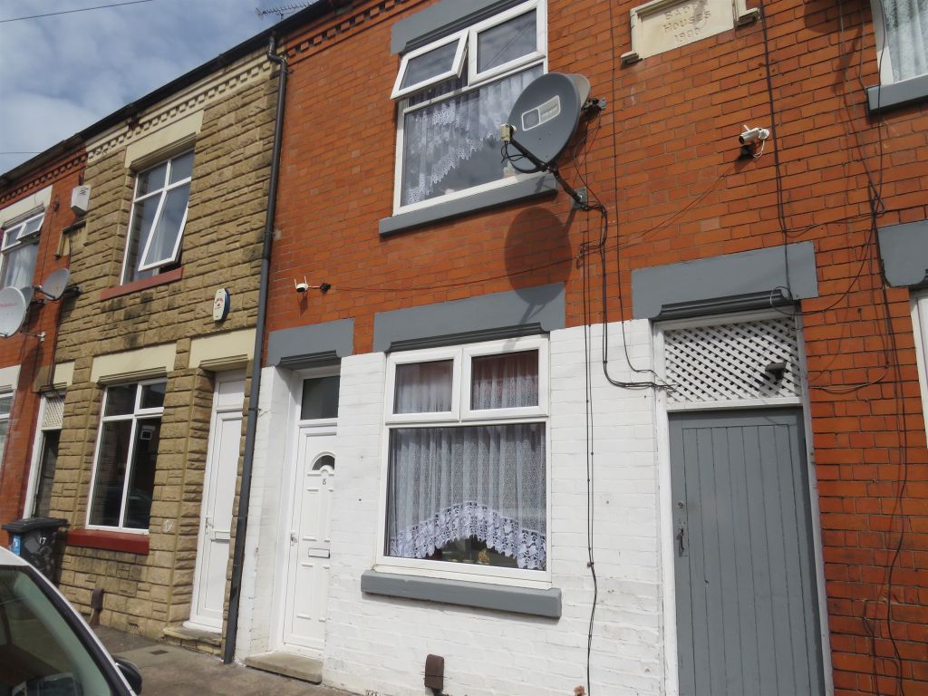 3 bed terraced house for sale in Empire Road, Off Tudor Road, Leicester
