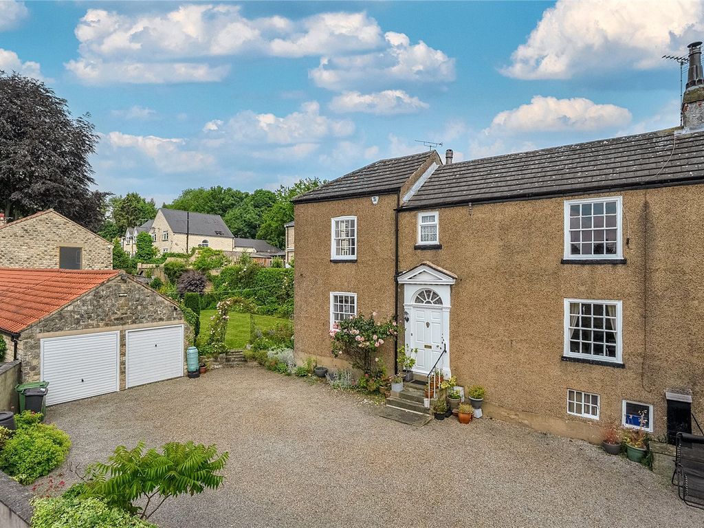 4 bed detached house for sale in Rose Court, Main Street North