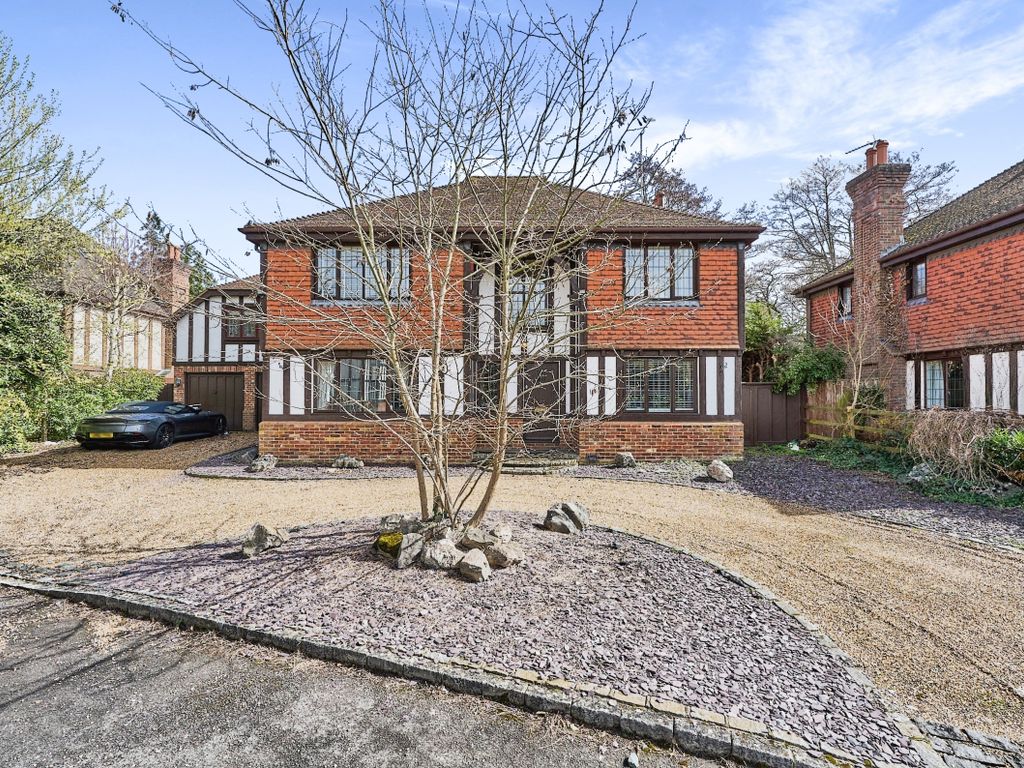 6 bed detached house for sale in Salisbury Place, West Byfleet, Surrey