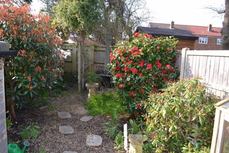 1 bed terraced house for sale in St. Andrews Close, Paddock Wood