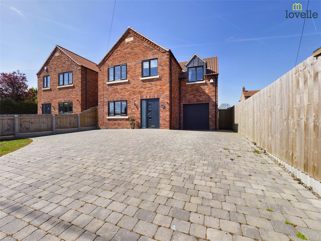 4 bed detached house for sale in Stow Road, Willingham By Stow DN21