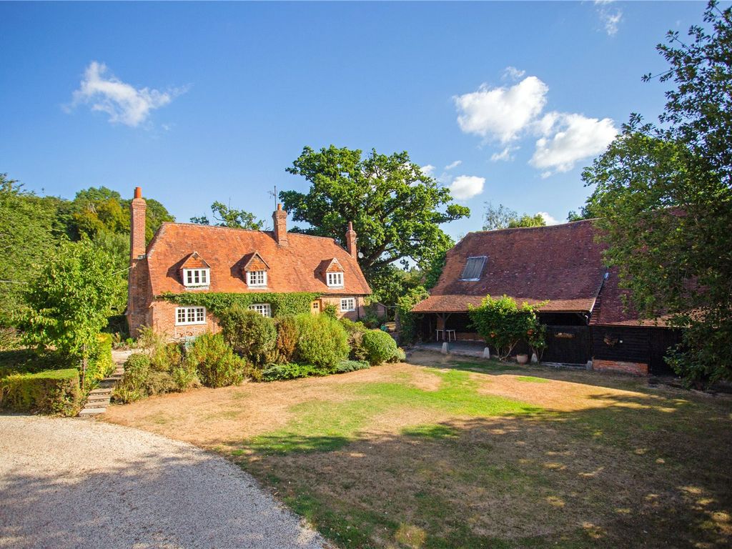 House For Sale Frilsham Berkshire at Darren Scott blog