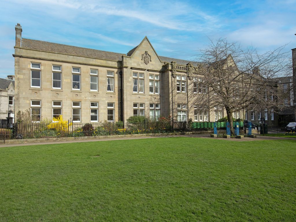 2 bed flat for sale in 19/4 Mill Lane, Leith, Edinburgh EH6, £305,000