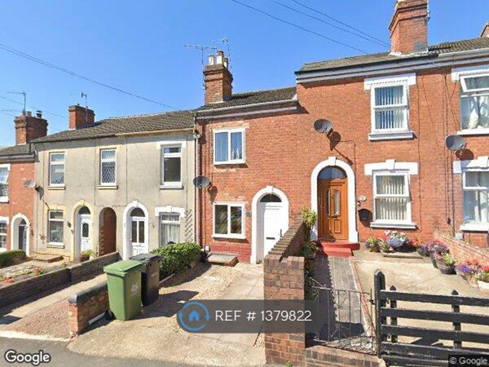 2 bed terraced house to rent in Berwick Street, Worcester WR5, £995 pcm