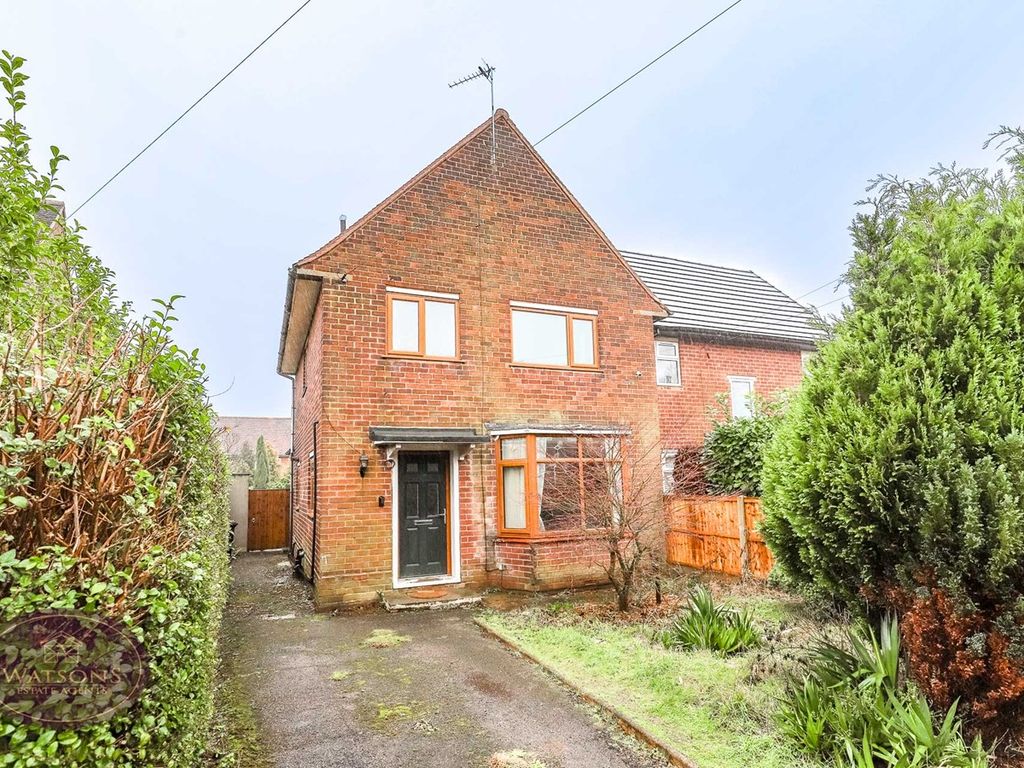 3 bed semidetached house for sale in Shaw Crescent, Hucknall