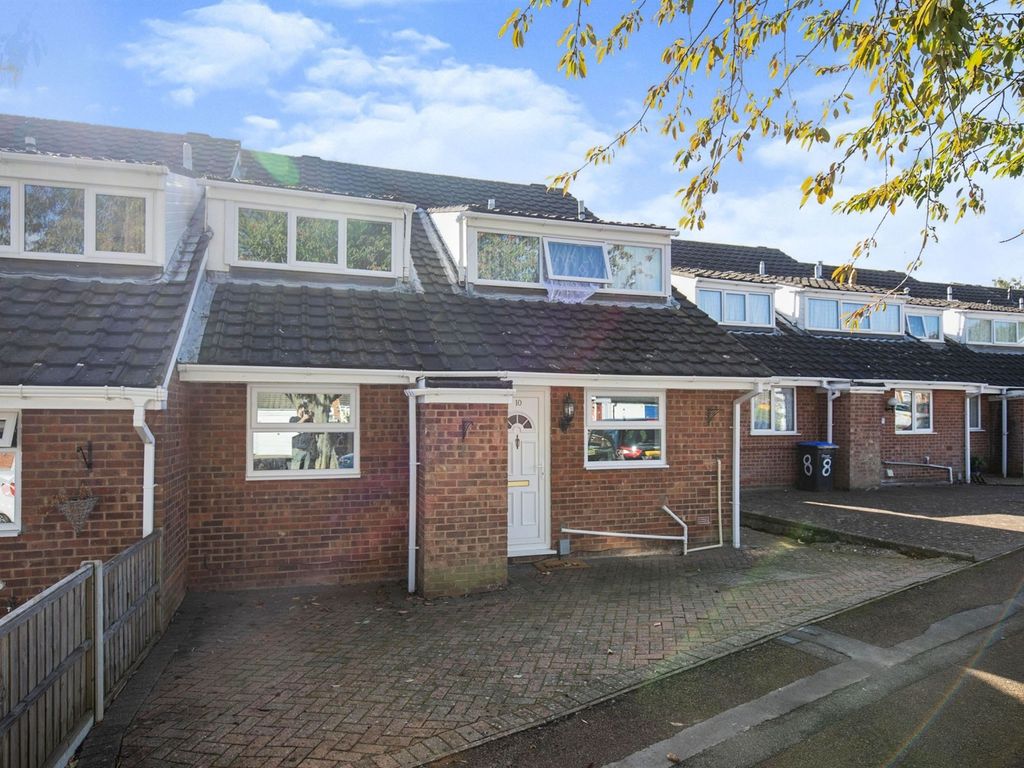 Viscount Road, Northampton NN3  