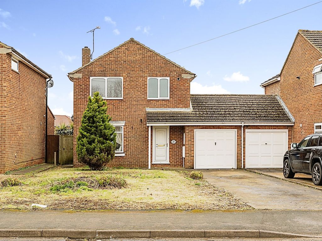 3 bed linkdetached house for sale in Sycamore Drive, Banbury OX16 Zoopla