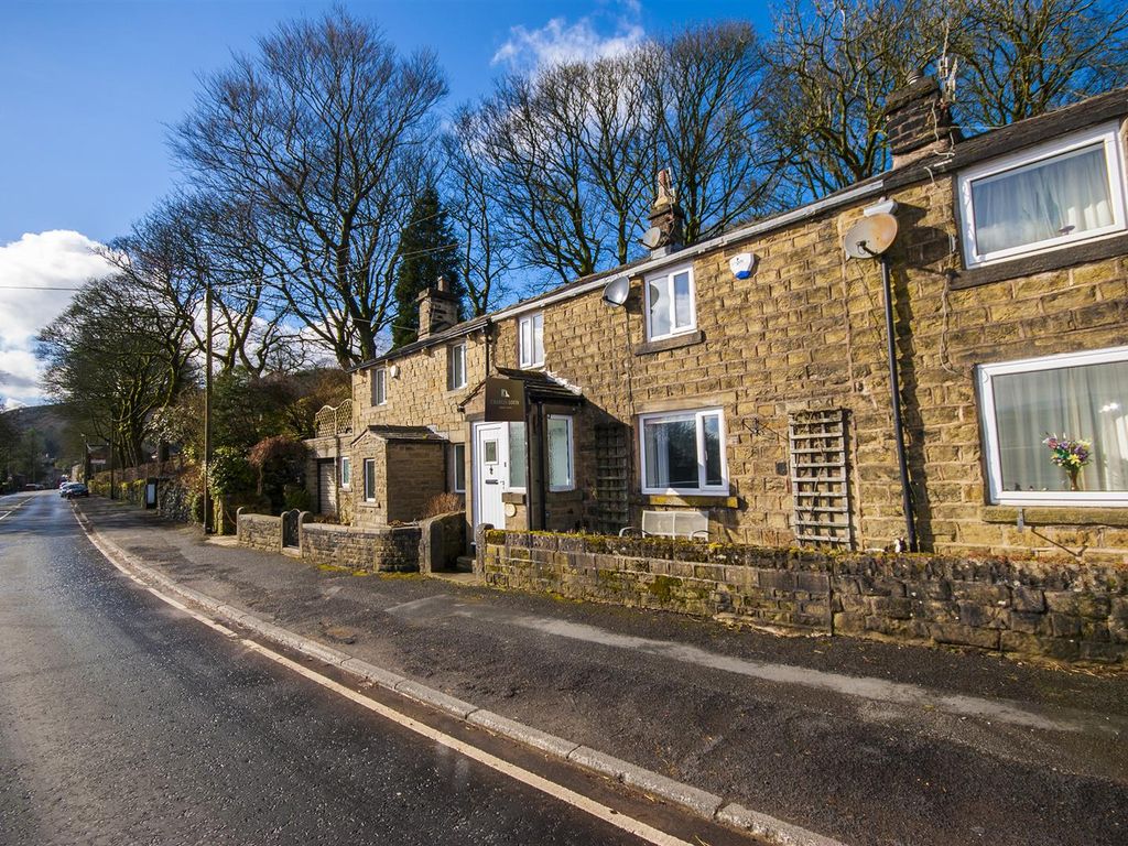 3 bed property to rent in Helmshore Road, Bury BL8 Zoopla