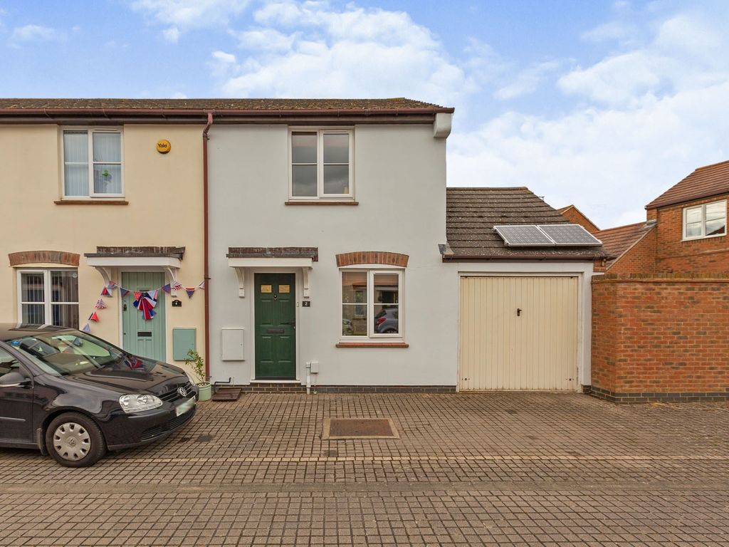 Howletts Close, Aylesbury HP19  