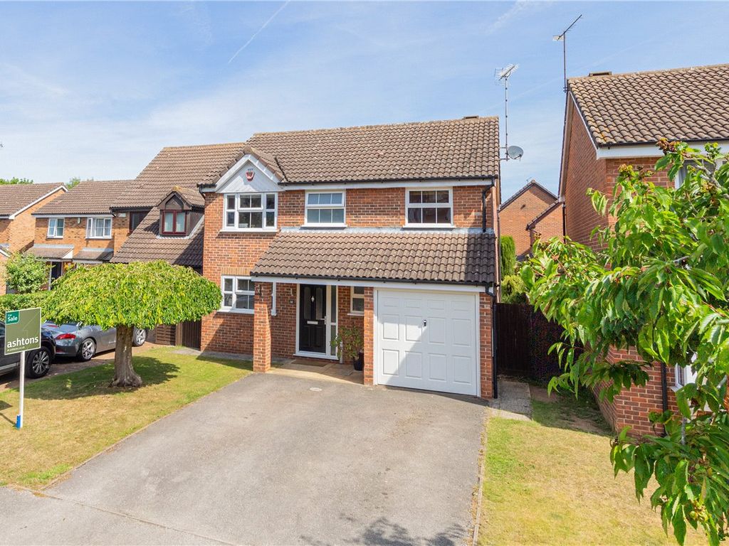 4 bed detached house for sale in Somersham, Welwyn Garden City
