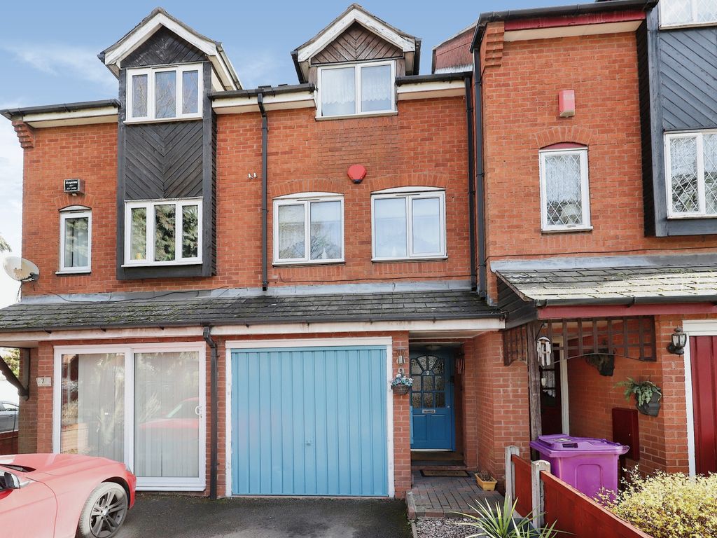 3 bed terraced house for sale in Bow Street, Bilston WV14 Zoopla