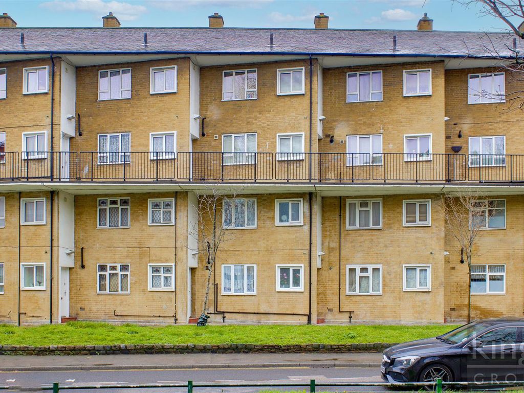 2 bed for sale in Beaconsfield Road, Edmonton N9 Zoopla