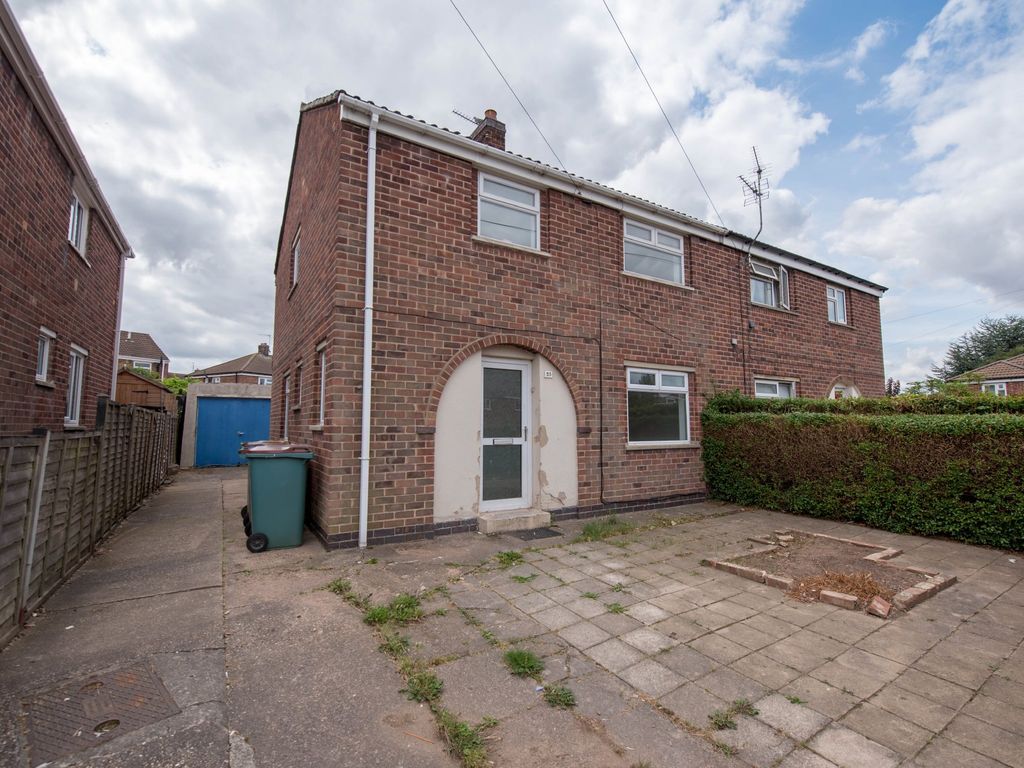 3 bed semidetached house for sale in Park Avenue, Castle Donington