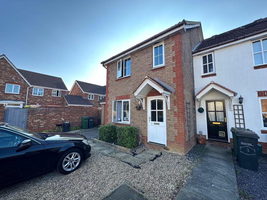 3 bed end terrace house to rent in DeMarci Court, Braintree CM7, £