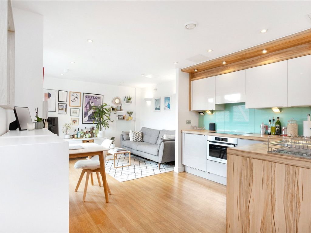 1 bed flat for sale in Terrace Apartments, 40 Drayton Park, London N5