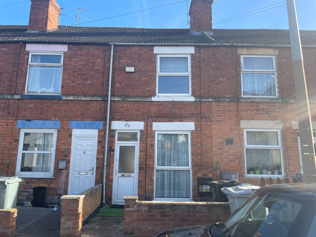 2 bed terraced house to rent in Cambridge Street, Grantham NG31 Zoopla