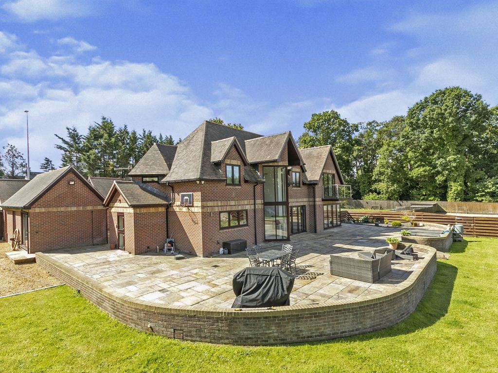 6 bed detached house for sale in Ringwood Road, St. Leonards, Ringwood