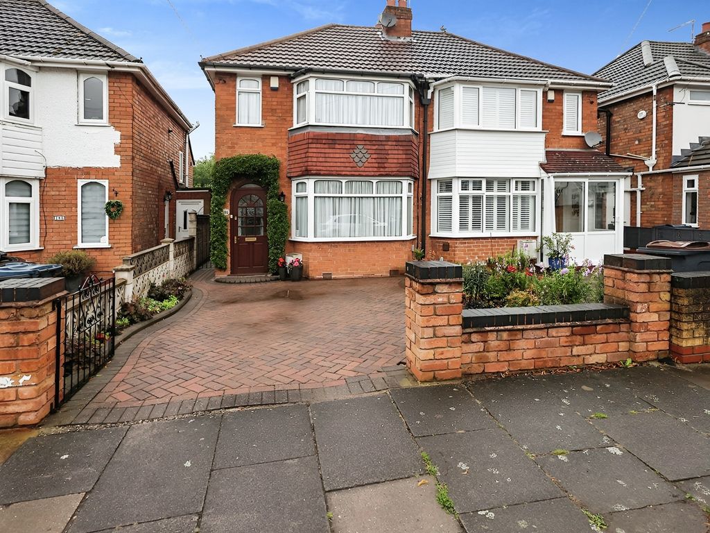 3 bed semidetached house for sale in Parkdale Road, Sheldon