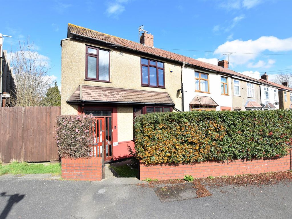 3 bed end terrace house for sale in Avonmouth Road, Avonmouth, Bristol