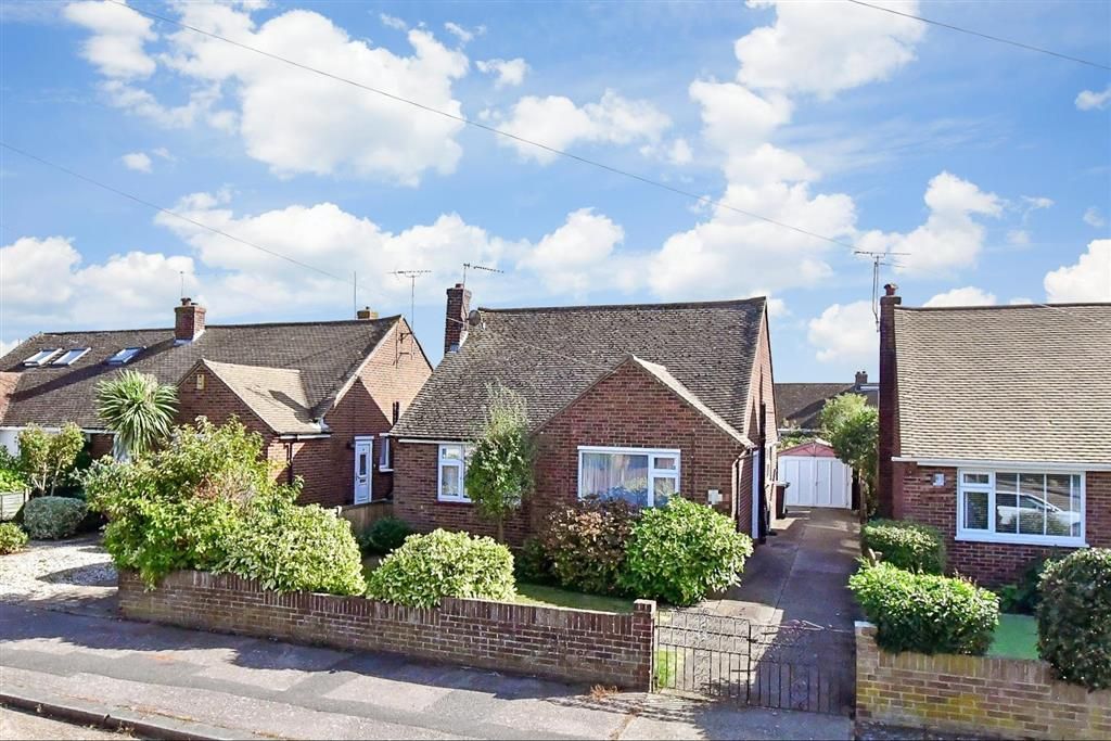 2 bed detached bungalow for sale in Fife Road, Greenhill, Herne Bay