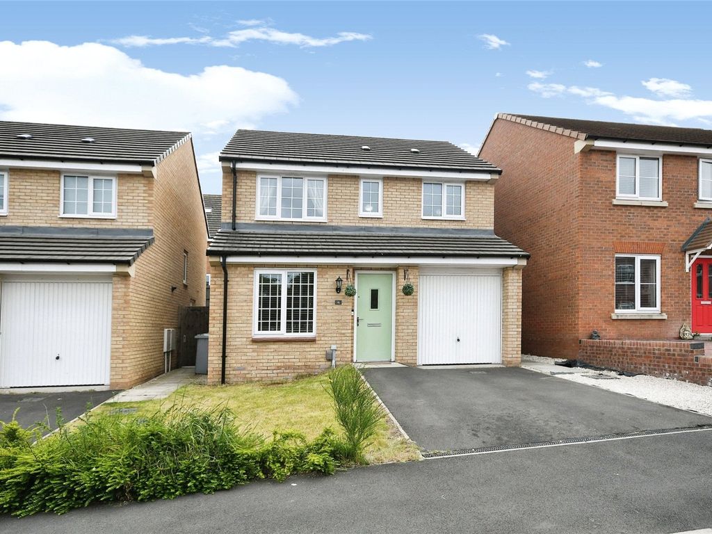 3 bed detached house for sale in Drive, Rainworth, Mansfield