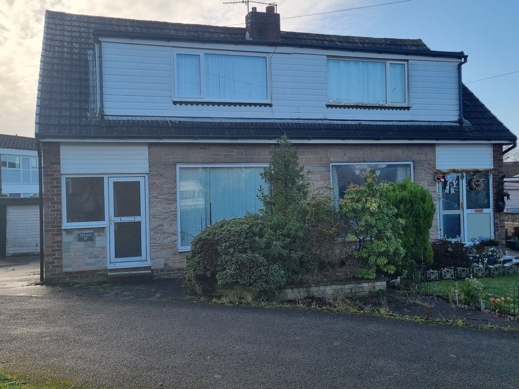 3 bed semidetached house to rent in Marshall Grove, Preston PR2, £750