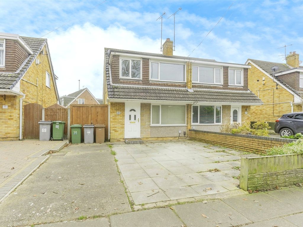 3 bed semidetached house for sale in Brookhurst Avenue, Wirral
