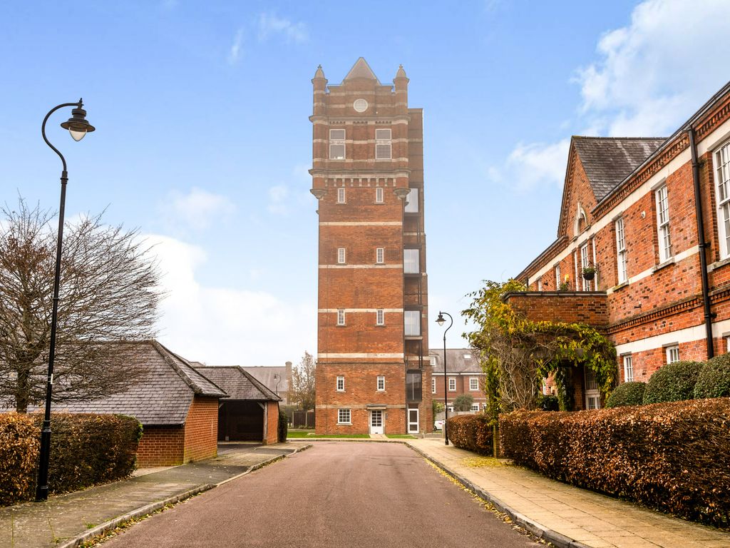 1 bed flat for sale in Cayton Road, Coulsdon CR5 Zoopla