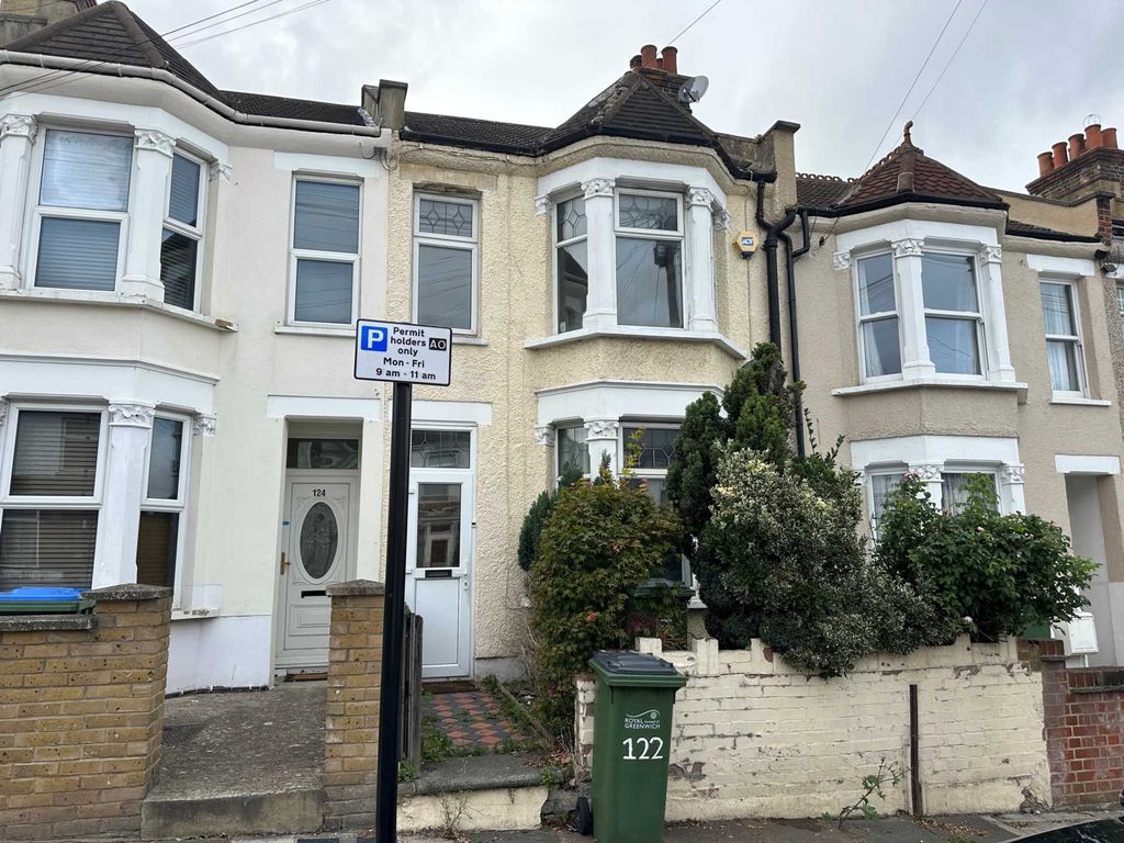 3 bed property for sale in Bostall Lane, Abbey Wood, London SE2, £